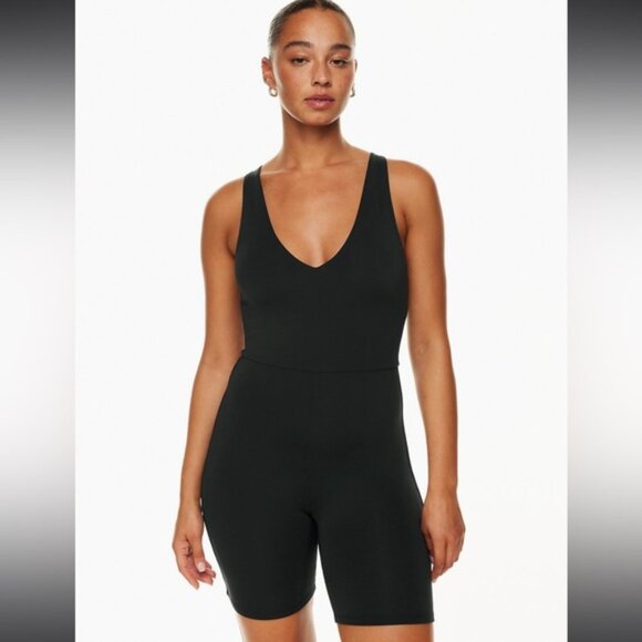 Aritzia Babaton Sapphire Blue Contour VNeck Sleeveless Romper Size M NWT - Picture 1 of 10